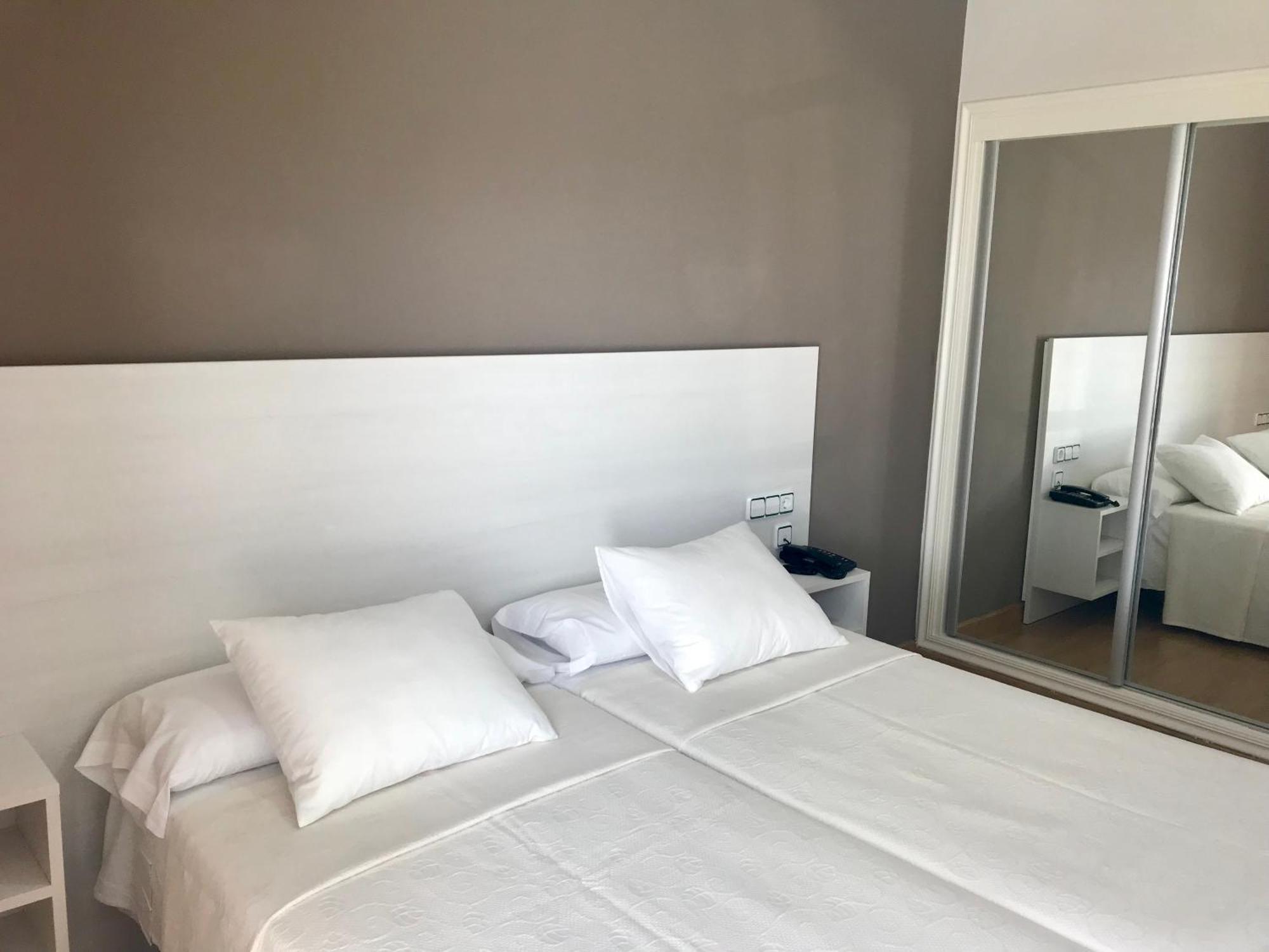 Hotel Nuevo Vichona Sanxenxo Chambre photo