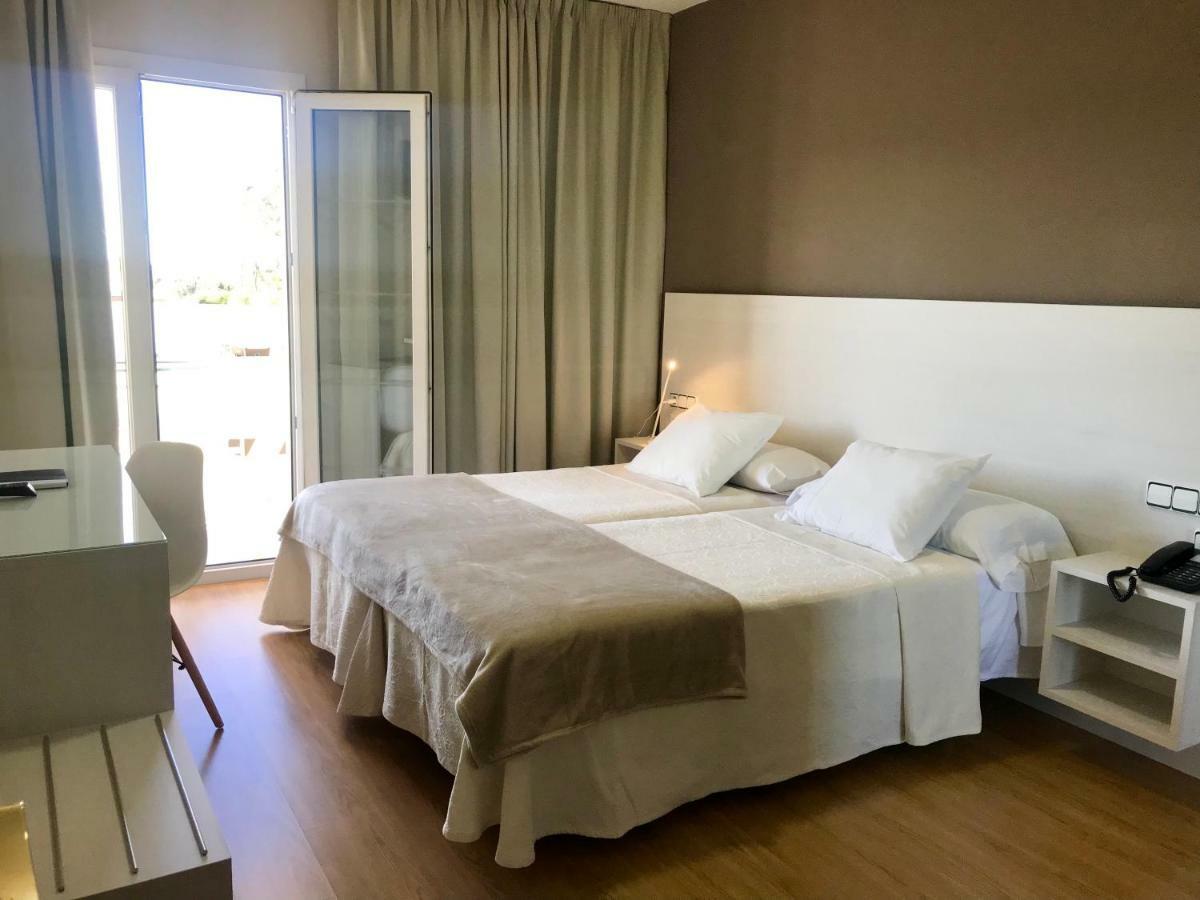 Hotel Nuevo Vichona Sanxenxo Extérieur photo
